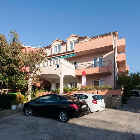 Vinka Guest house