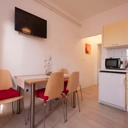 Guest house Vinka 3*