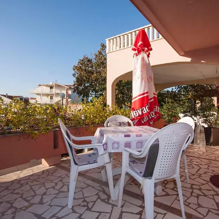 Guest house Vinka 3*